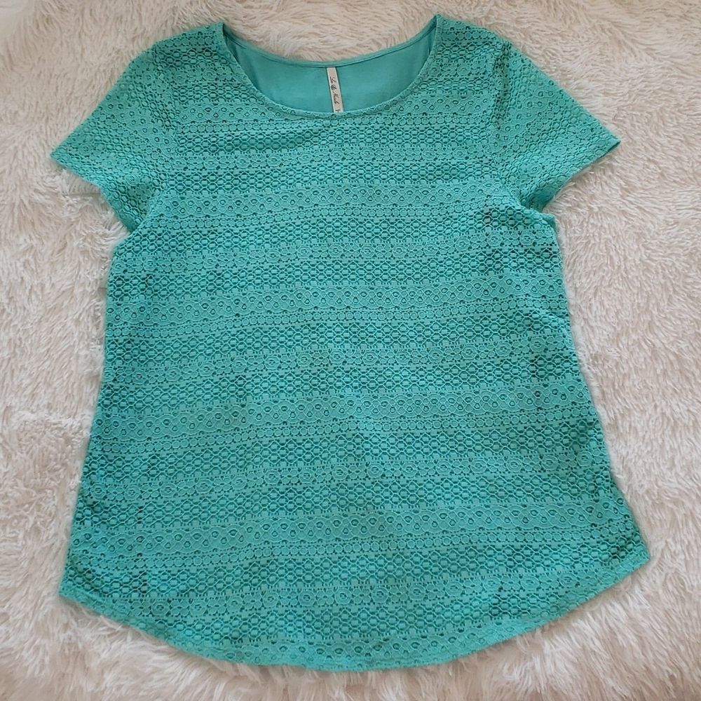 Leo & Nicole Women's XXL Lace Top